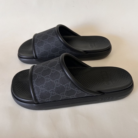 GUCCI Men\'s GG Supreme Canvas Slide Sandals Black Size 8 (US) NIB 816356 main image 6